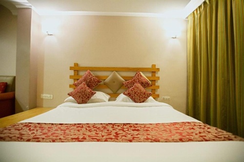 Hotel Maneck Residency image 35