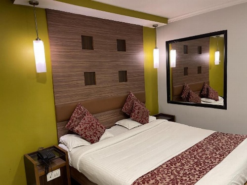 Hotel Maneck Residency image 36