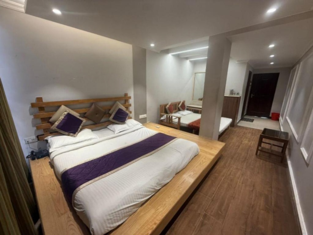 Room image 2